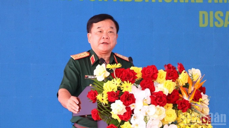 Thượng tướng Hoàng Xuân Chiến, Thứ trưởng Quốc phòng phát biểu tại sự kiện. ndo_br_img-9534-resize-3032.jpg